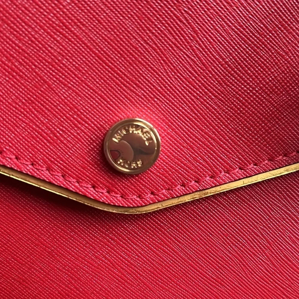 Michael Kors shoulder Bag Red Saffiano leather/ gold tone hardware & Trim NWOT